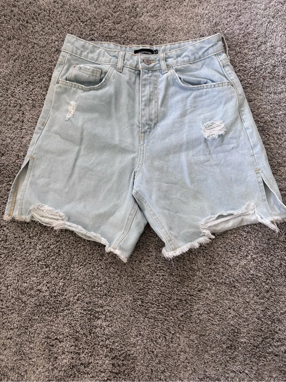 PrettyLittleThing Light Blue Distressed Ripped Long Denim Shorts Womens Size 8